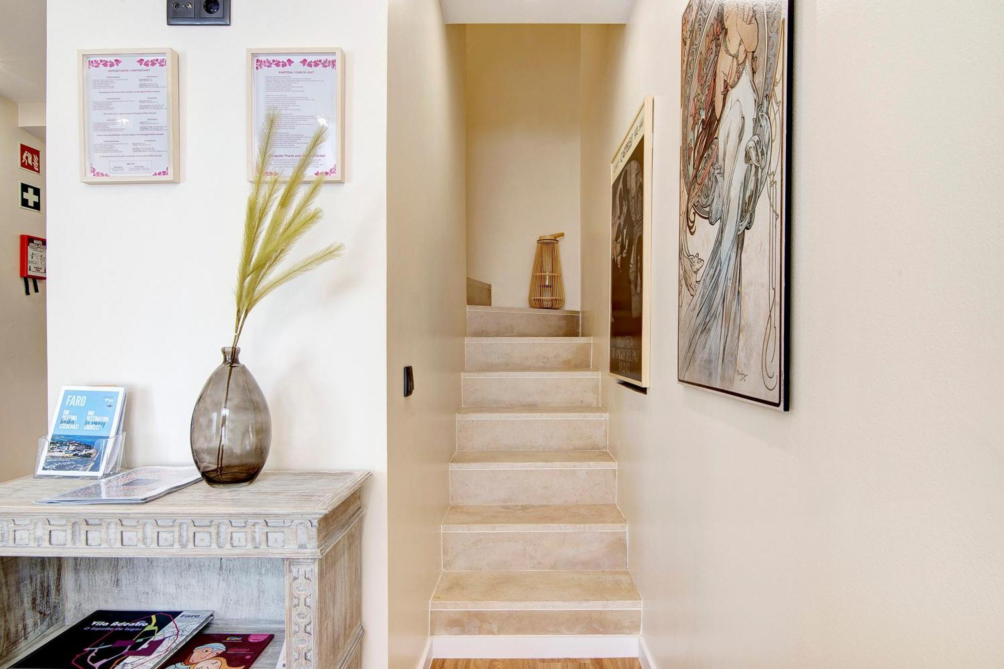 Bougainvillea House Faro Exterior photo